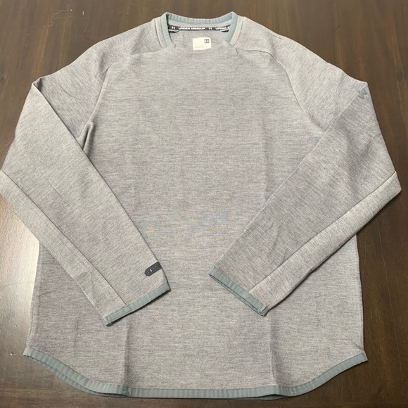 Under Armour Other - UA Move Light Crew Sweatshirt Top